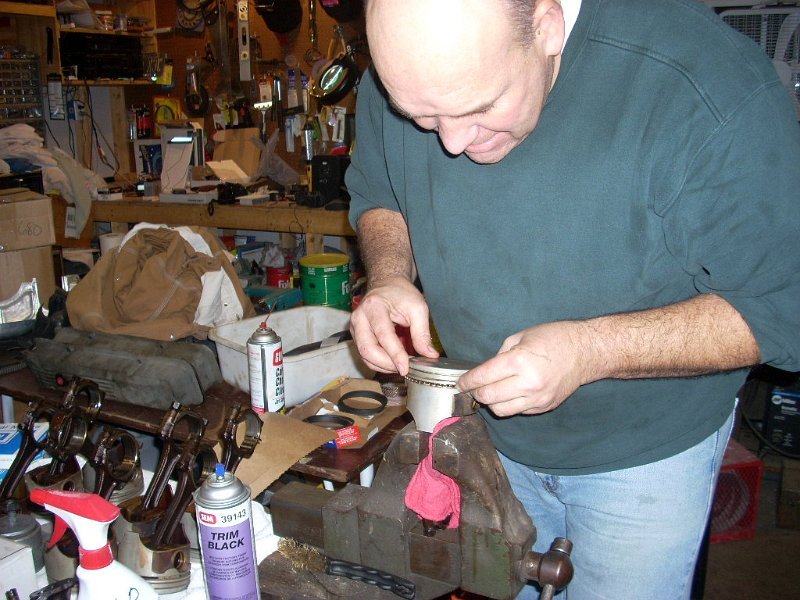 15-Fitting piston rings